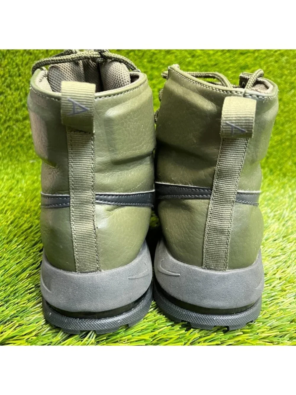 Nike Air Max Goaterra 2.0 Boys Size 7Y Green Black Outdoor Leather Ankle Boots